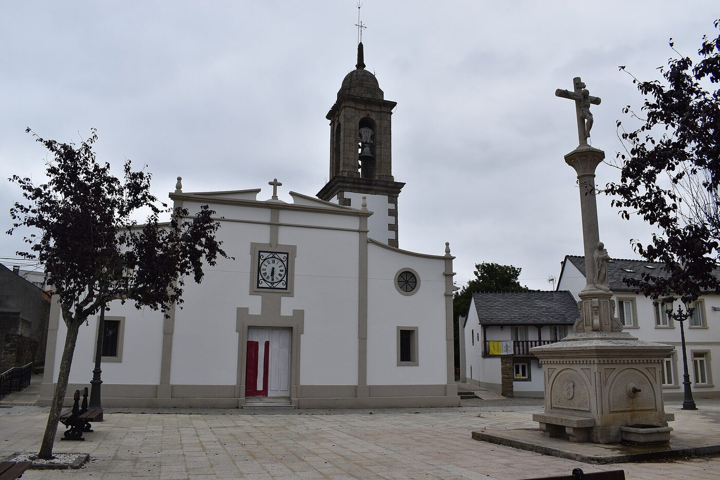 Igrexa de Santa María das Pontes en As Pontes de García Rodríguez