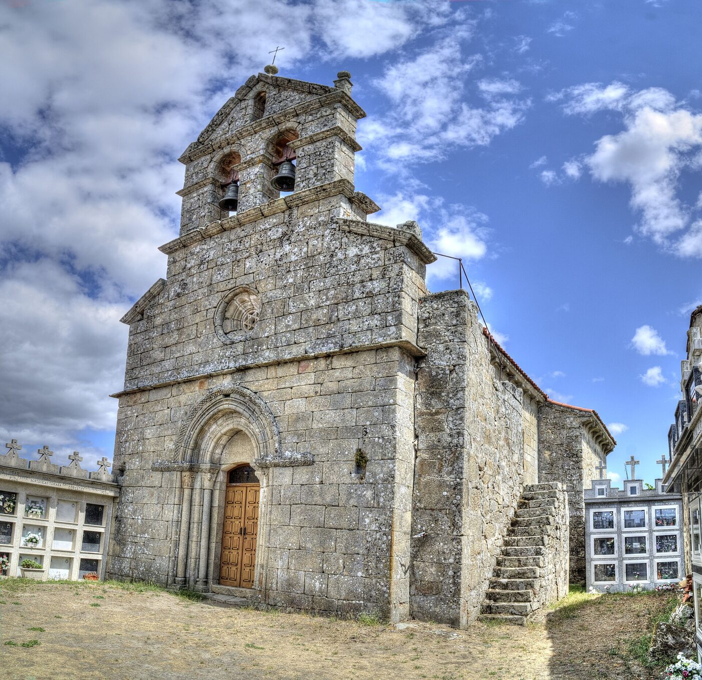 Igrexa de San Vicenzo de Pinol en Sober