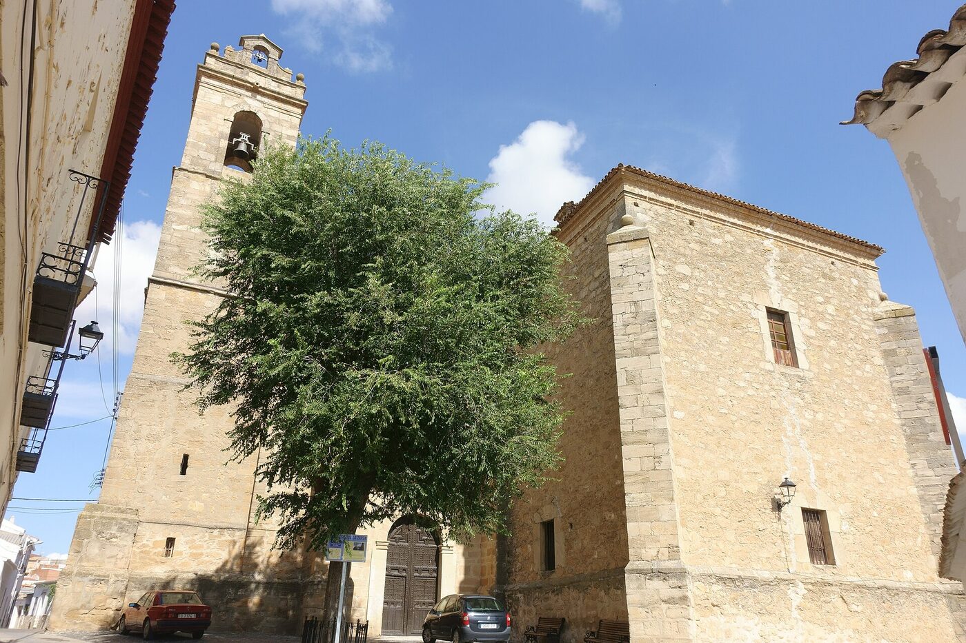 Iglesia de San Miguel Arcángel en Santa Cruz de la Zarza