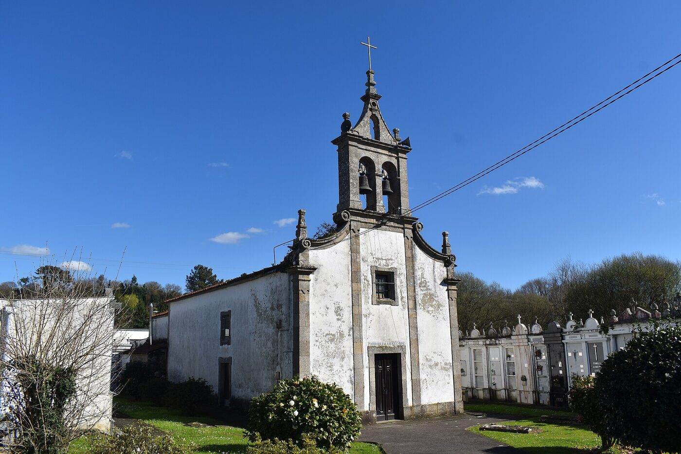 Igrexa de San Salvador de Cecebre en Cambre