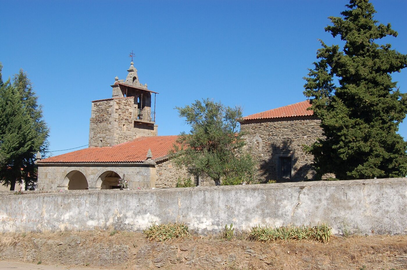 Iglesia de San Esteban de Viñas de Aliste en Viñas