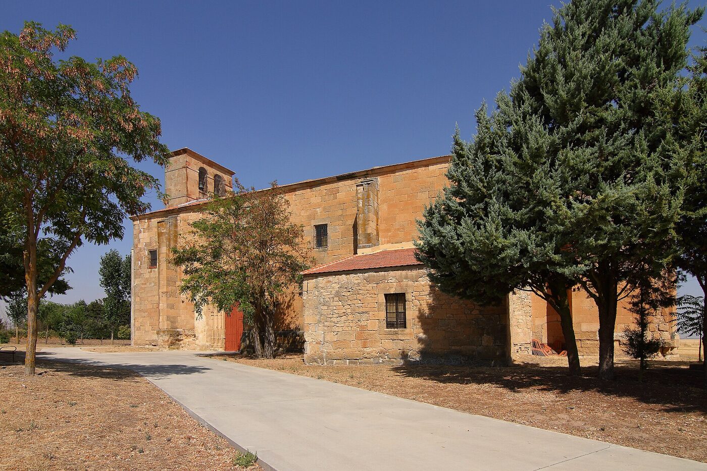Iglesia Parroquial de San Miguel Arcángel en Arcediano