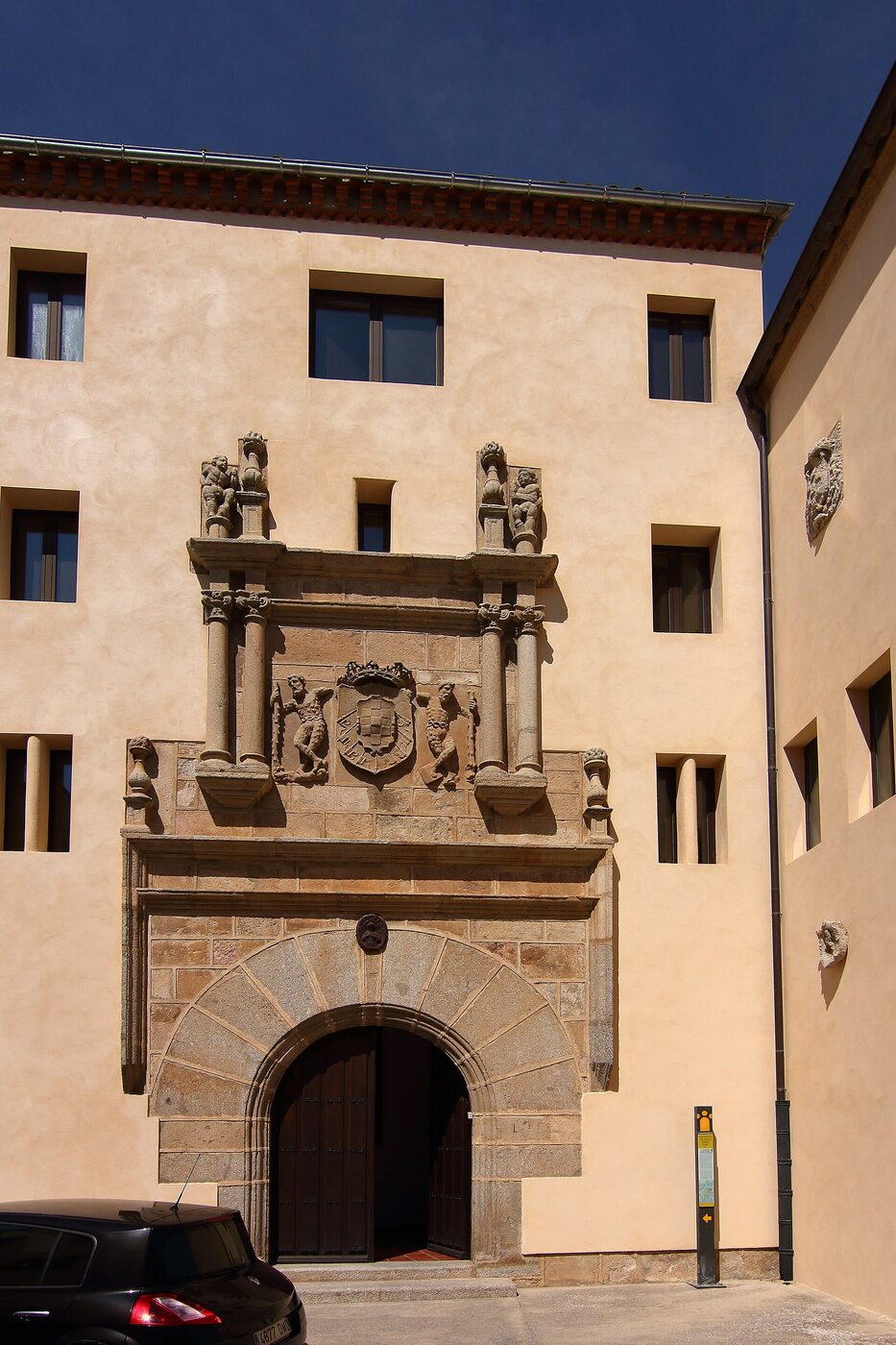 Iglesia de Santa Isabel en Alba de Tormes