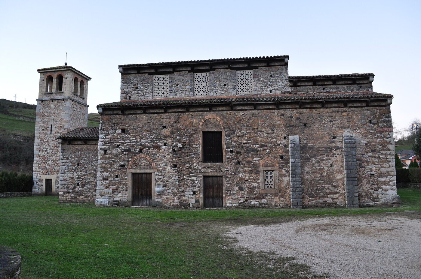 San Pedro de Nora en Las Regueras
