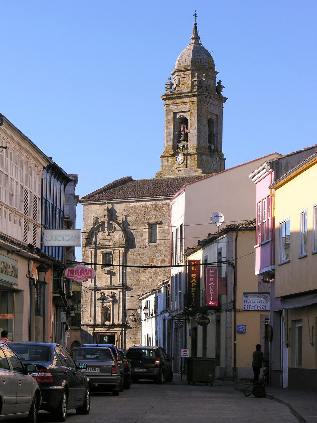 Igrexa de San Pedro de Melide en Melide