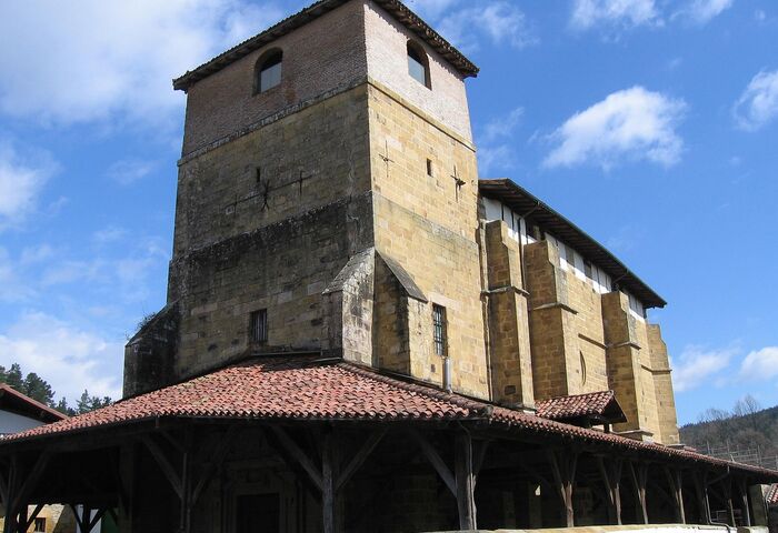 San Emeterio eta San Zeledonio eliza