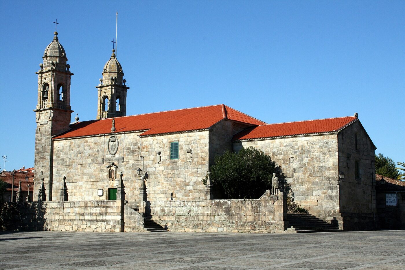 Igrexa de San Bieito de Fefiñáns en Cambados