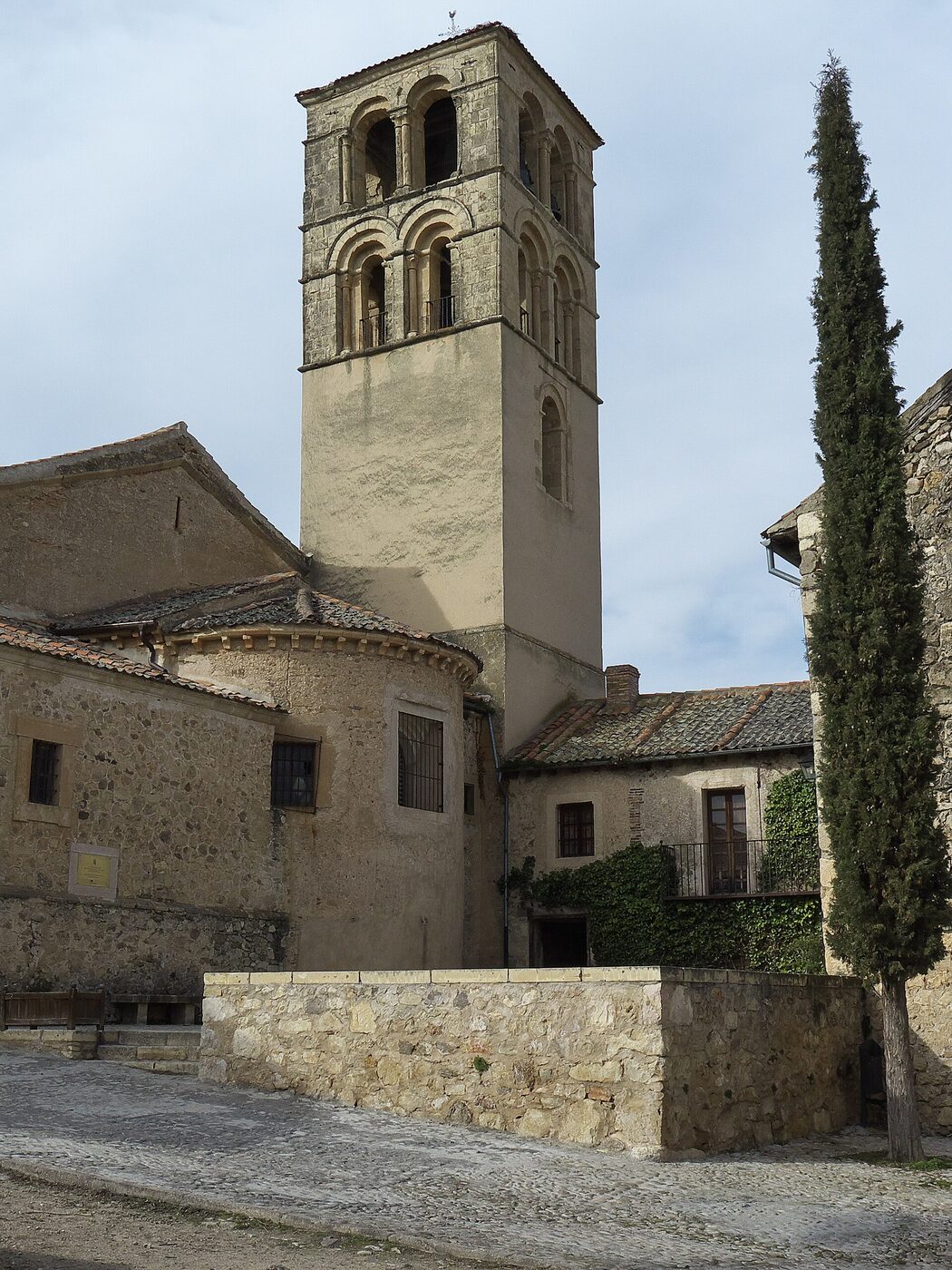 Iglesia de San Juan Bautista en Pedraza