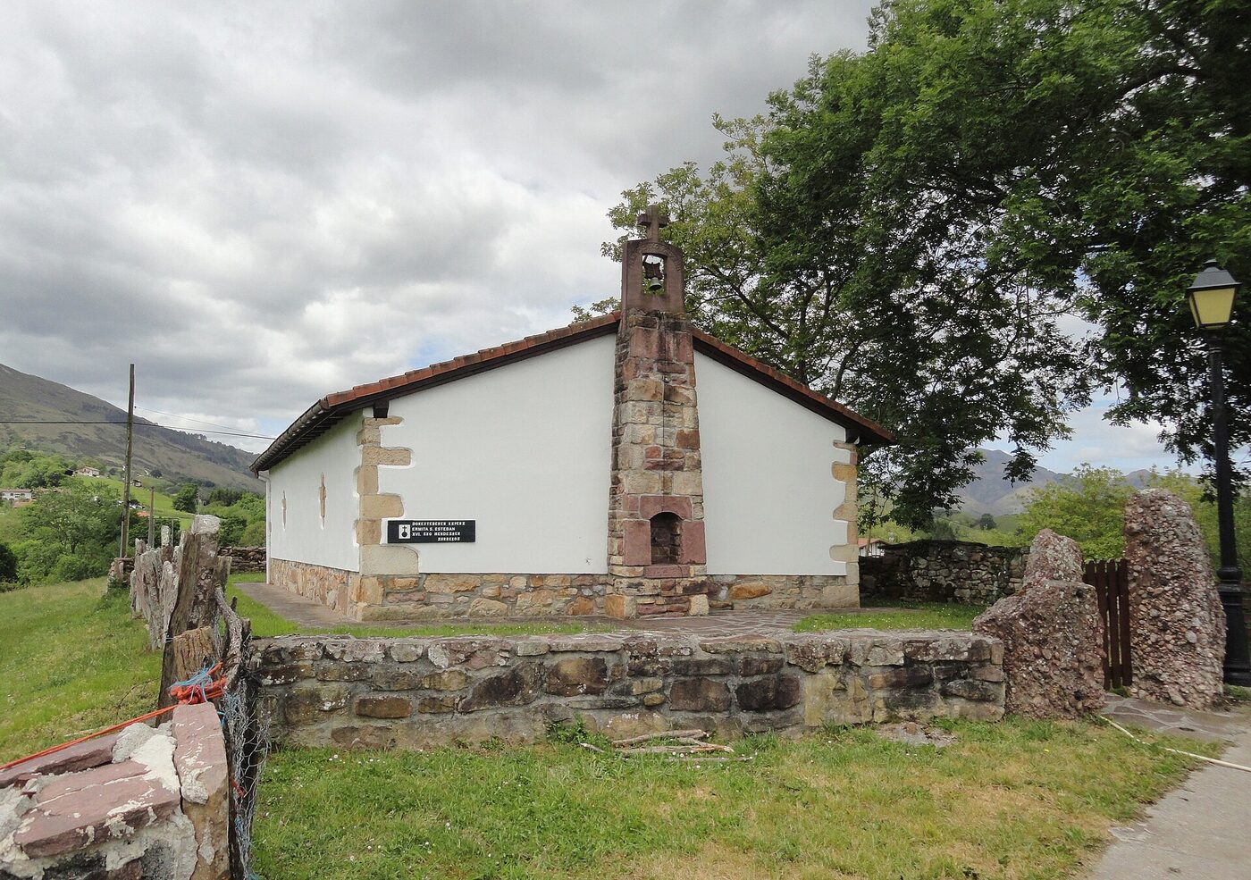 San Esteban kapera en Urdax
