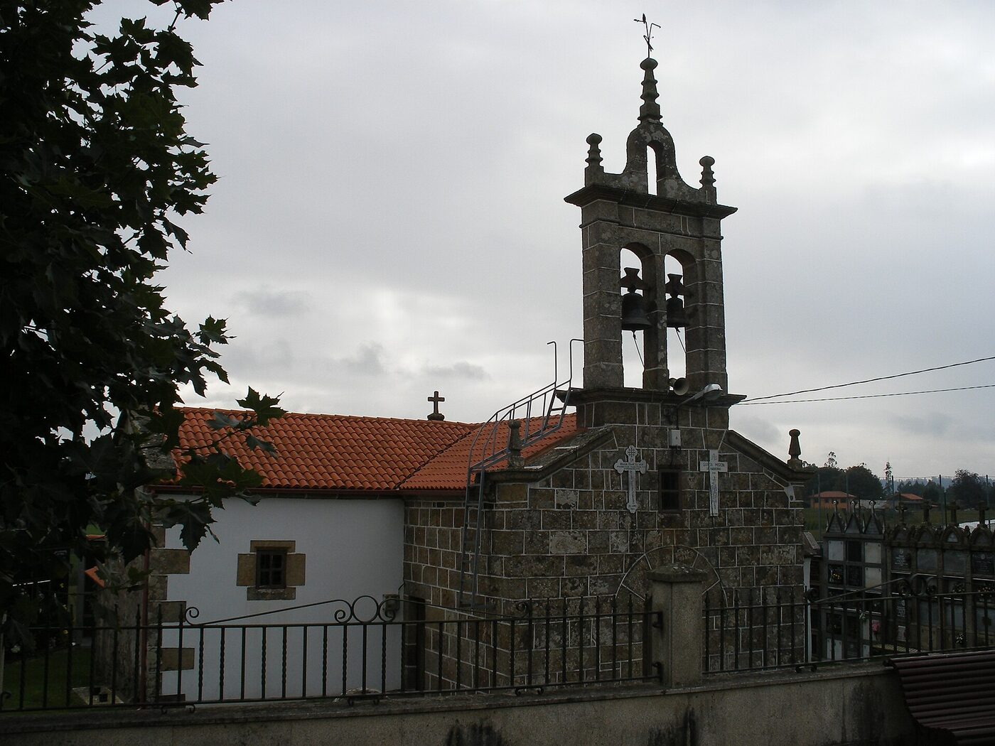 Igrexa de Santa María de Barbeiros en Ordes