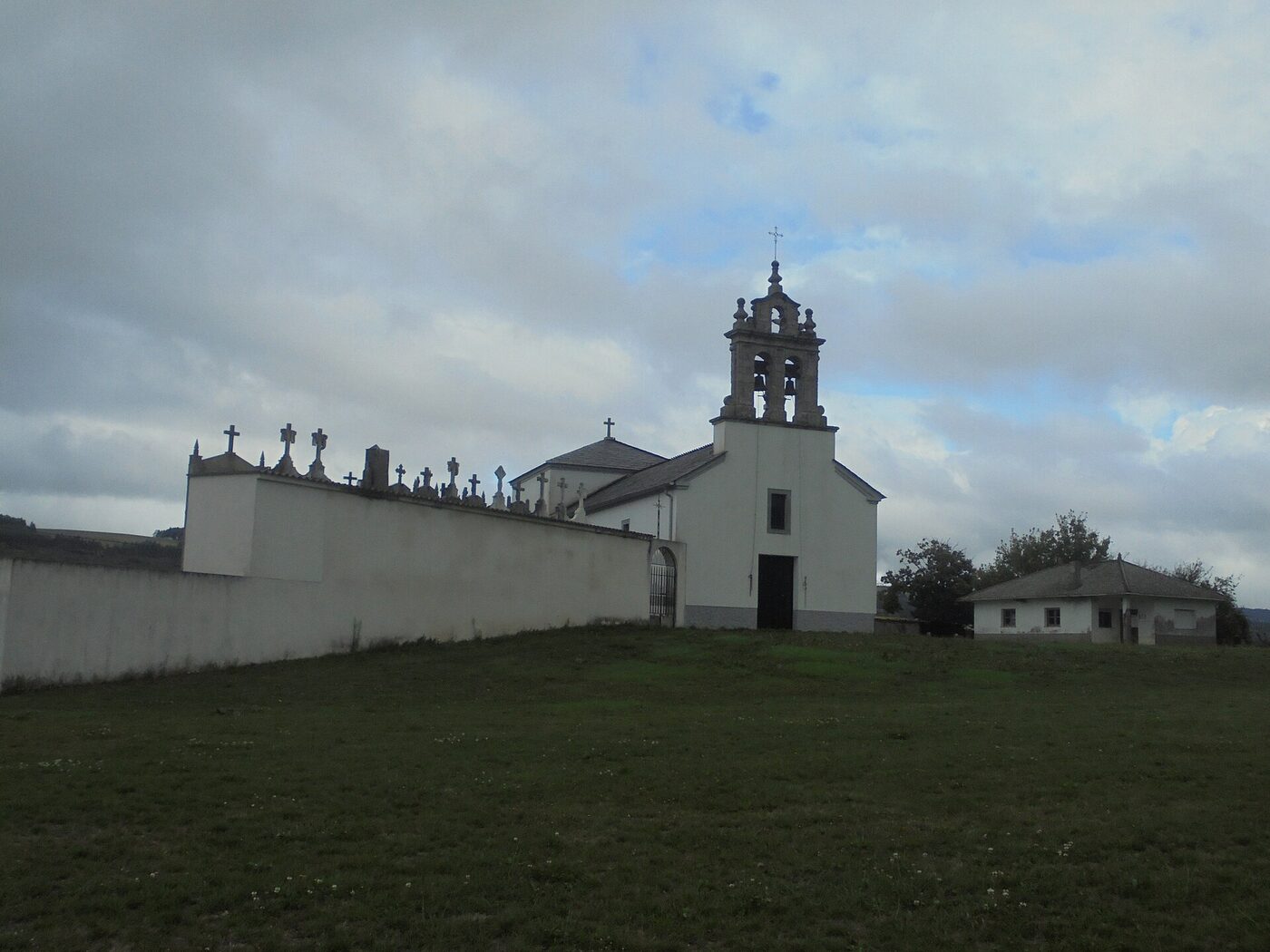 Igrexa de San Martiño de Ferreiros en Pol