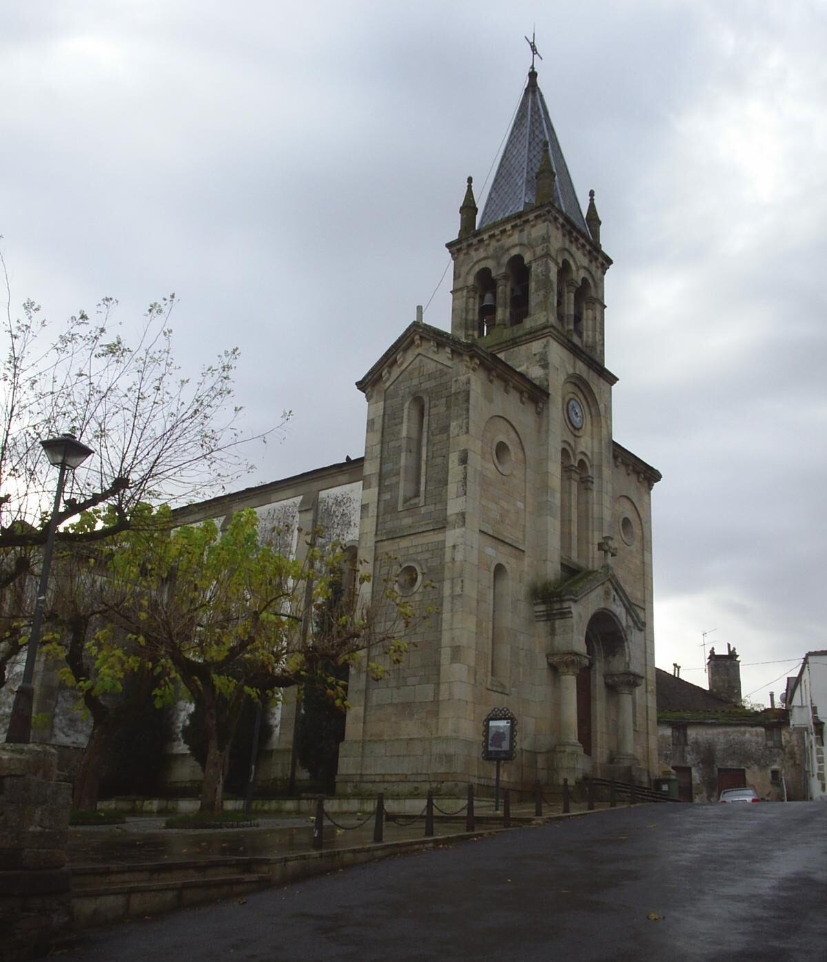 Igrexa de Santa Mariña de Sarria en Sarria