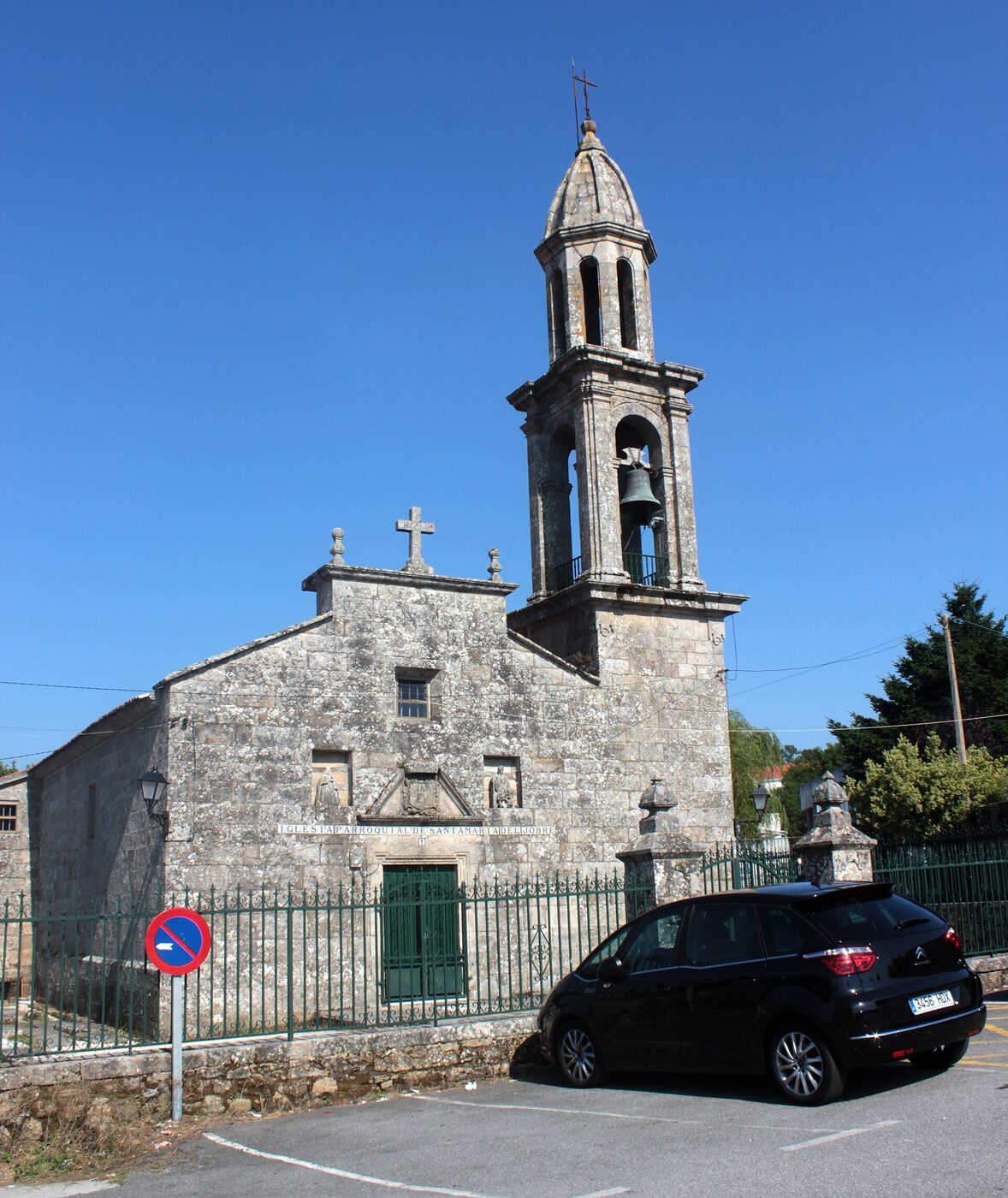 Igrexa de Santa María do Xobre en A Pobra do Caramiñal