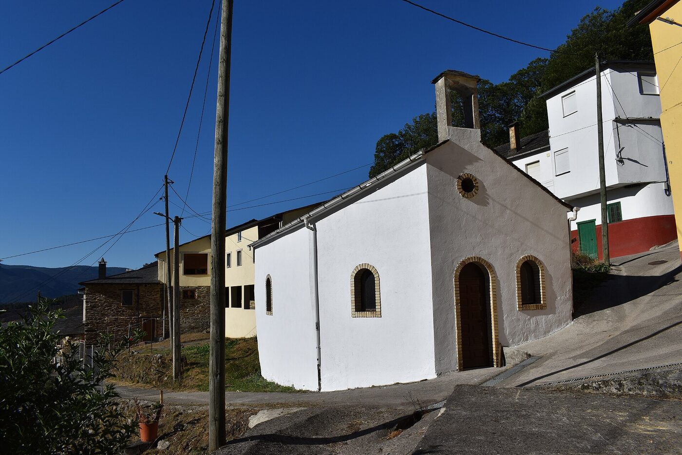 Capela de Santa Eufemia en Folgoso do Courel