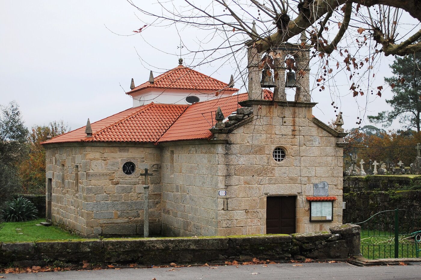 Igrexa de Santa María de Oleiros en Salvaterra de Miño