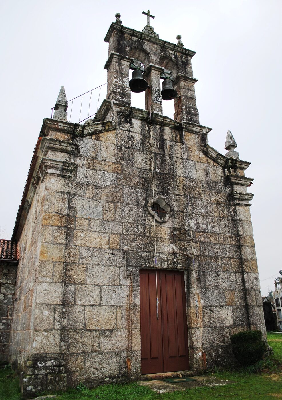 Igrexa de San Miguel de Corzáns en Salvaterra de Miño