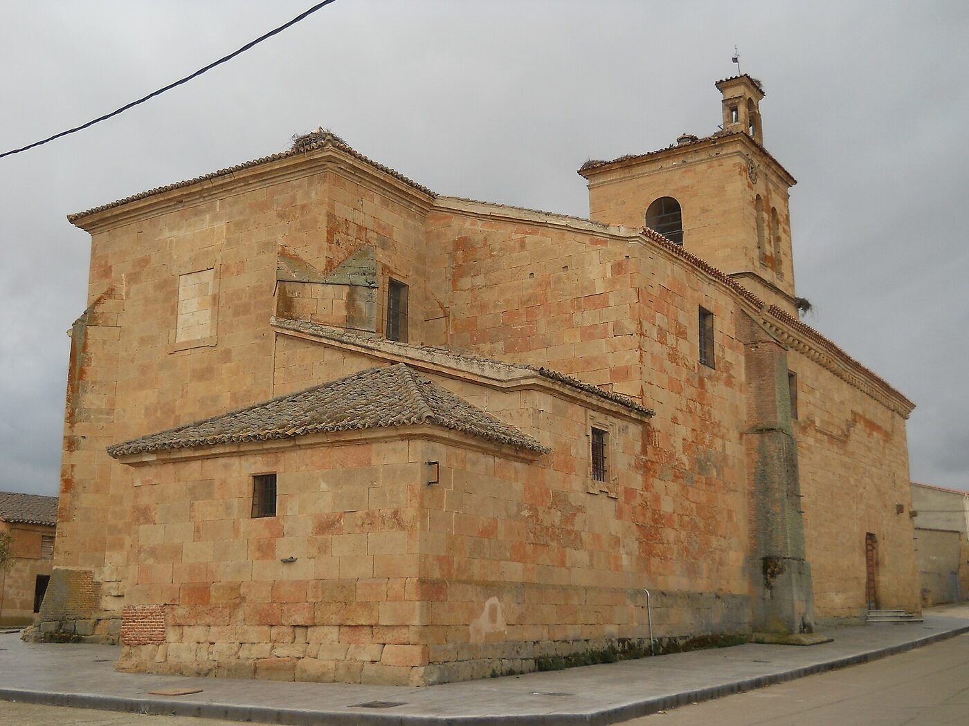 Parroquia de San Pedro Apóstol en Cantalpino