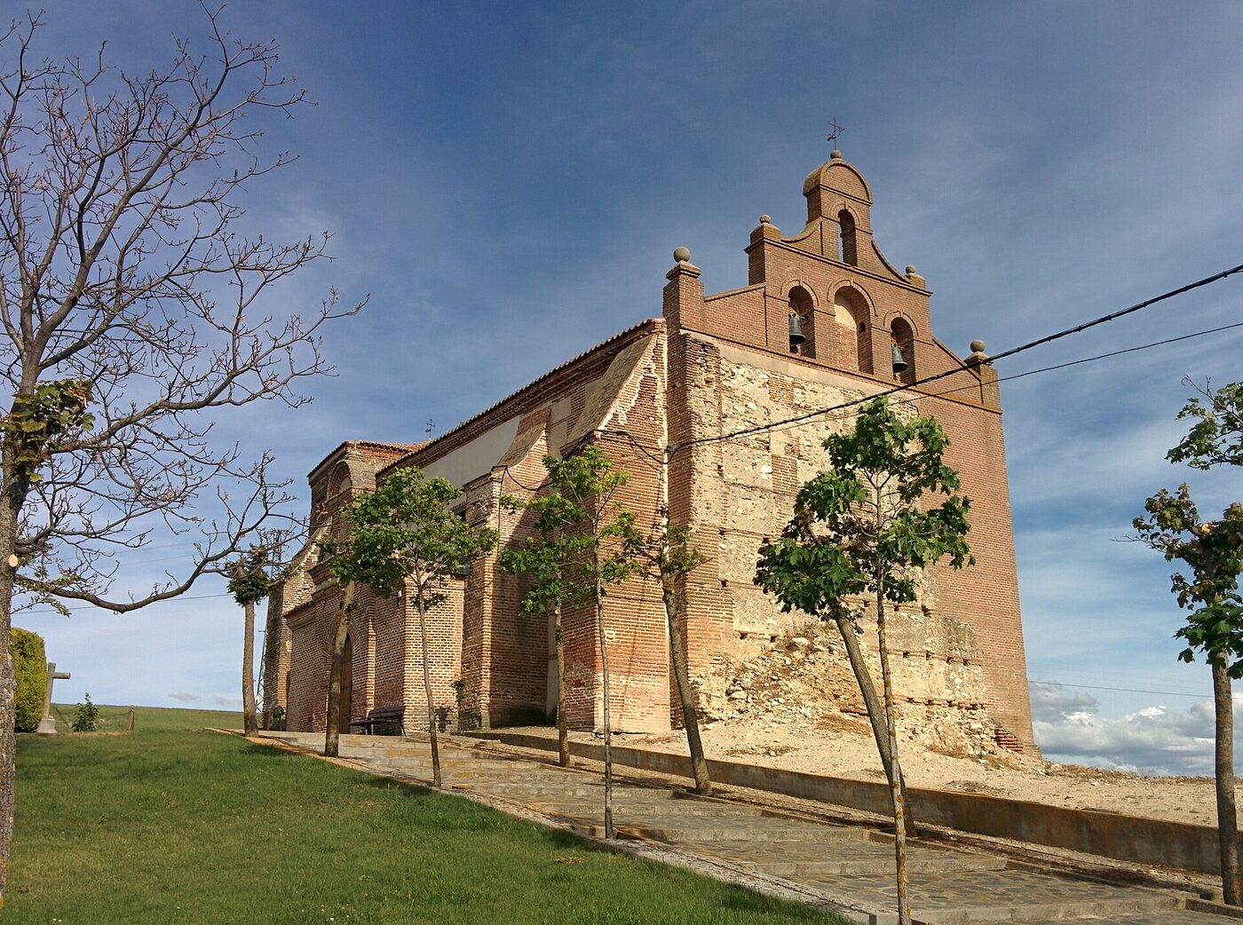 Iglesia de San Juan Bautista en Donvidas