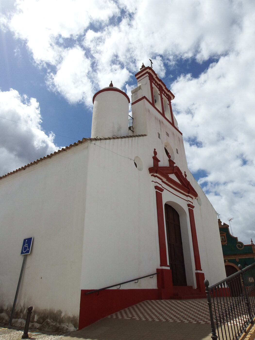 Iglesia de San Juan Bautista en Berrocal