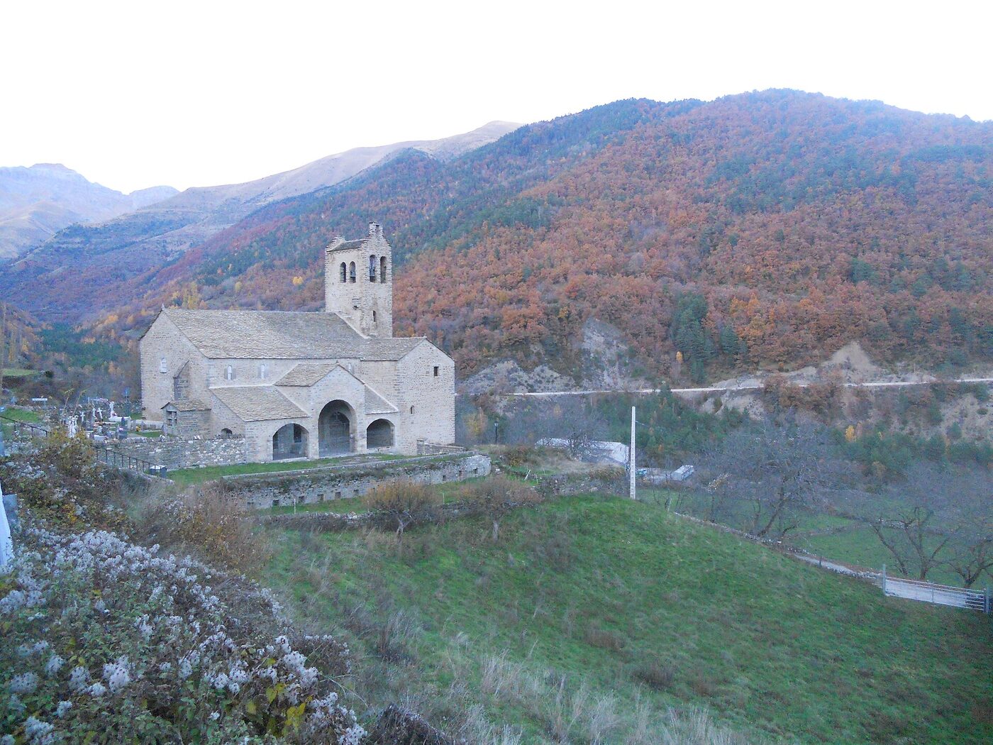 Iglesia de San Miguel en Torla-Ordesa