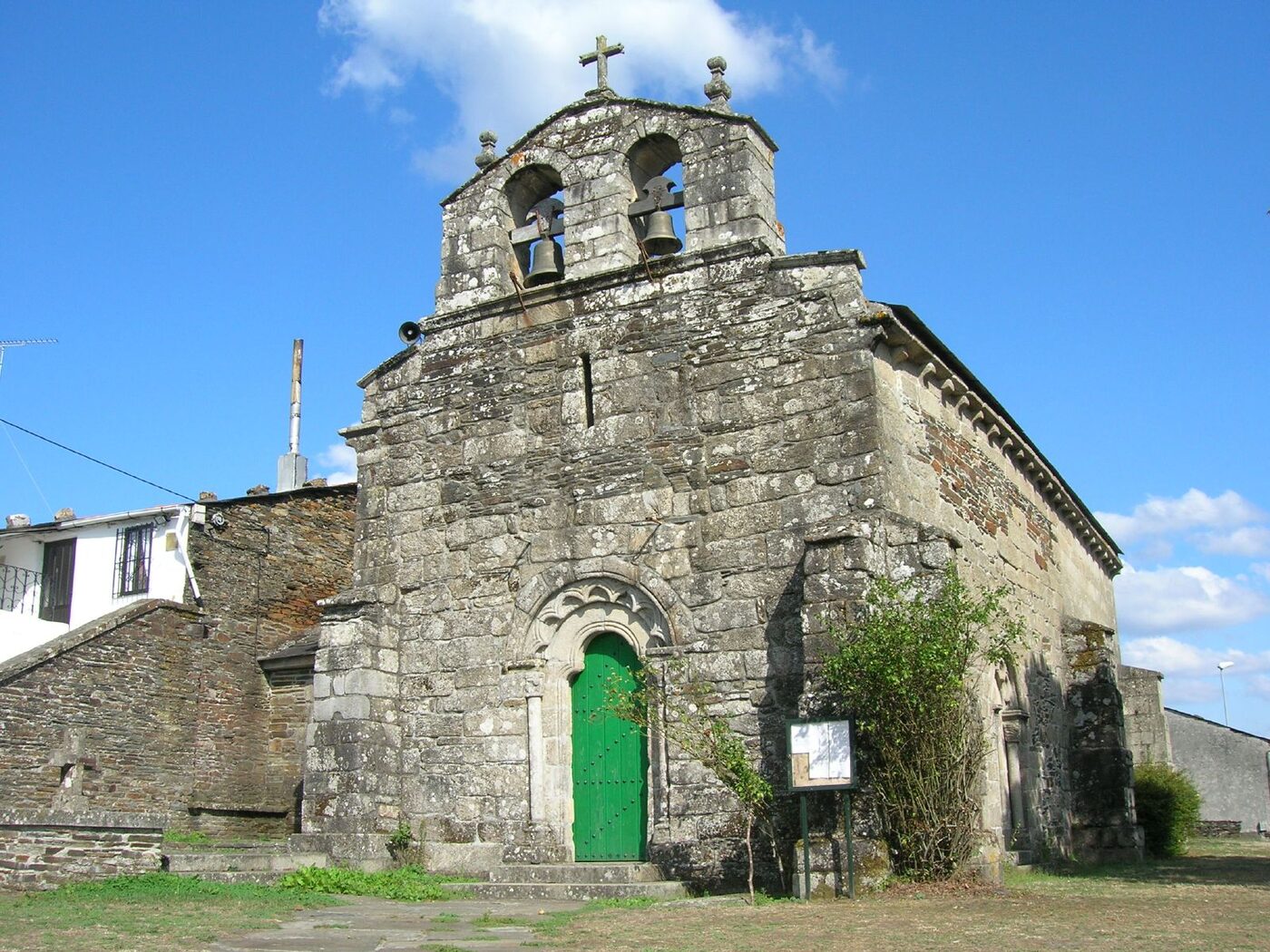 Igrexa de Santiago de Baamonde en Begonte