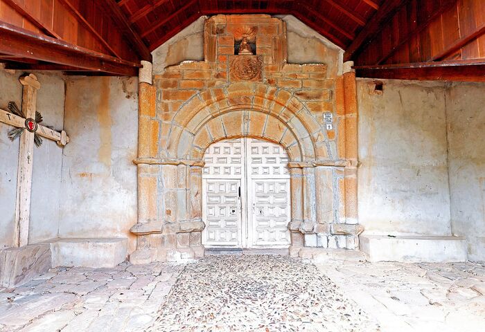 Iglesia de San Pedro ad Vincula de San Pedro Castañero