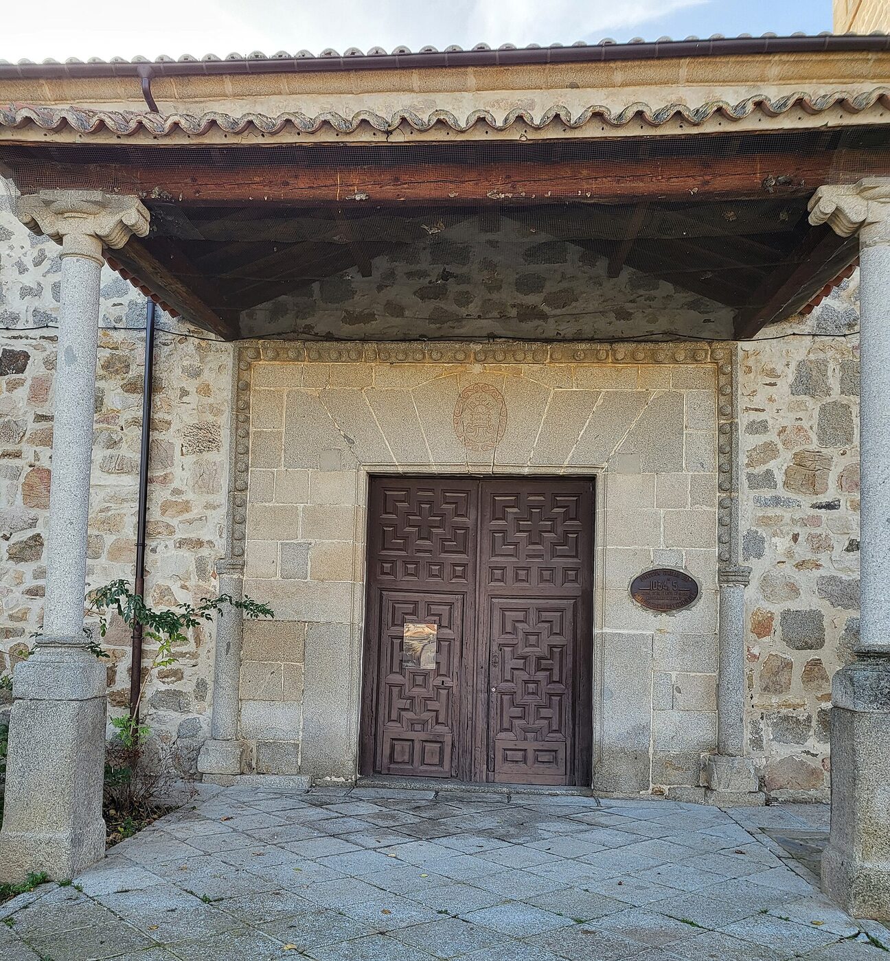 Iglesia de San Pedro Apóstol (s.XVI) en Mingorría