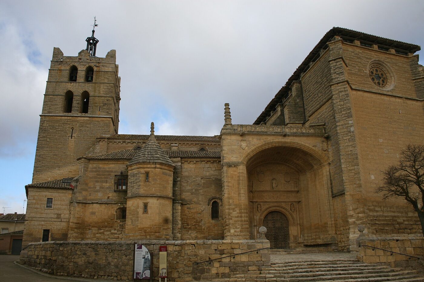 Iglesia Parroquial de San Juan en Santoyo
