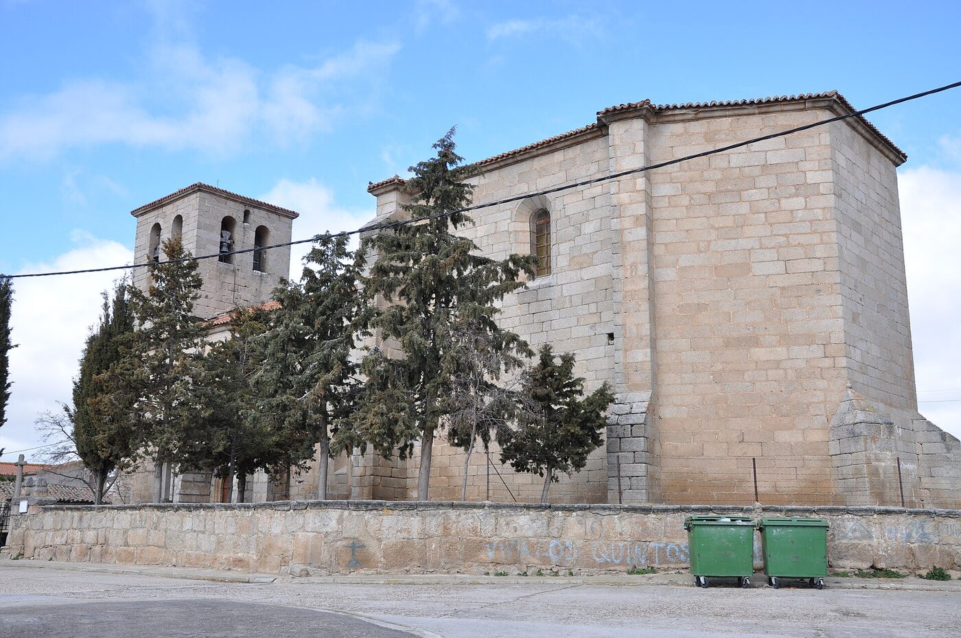 Iglesia de San Juan Bautista en Cabezas del Villar