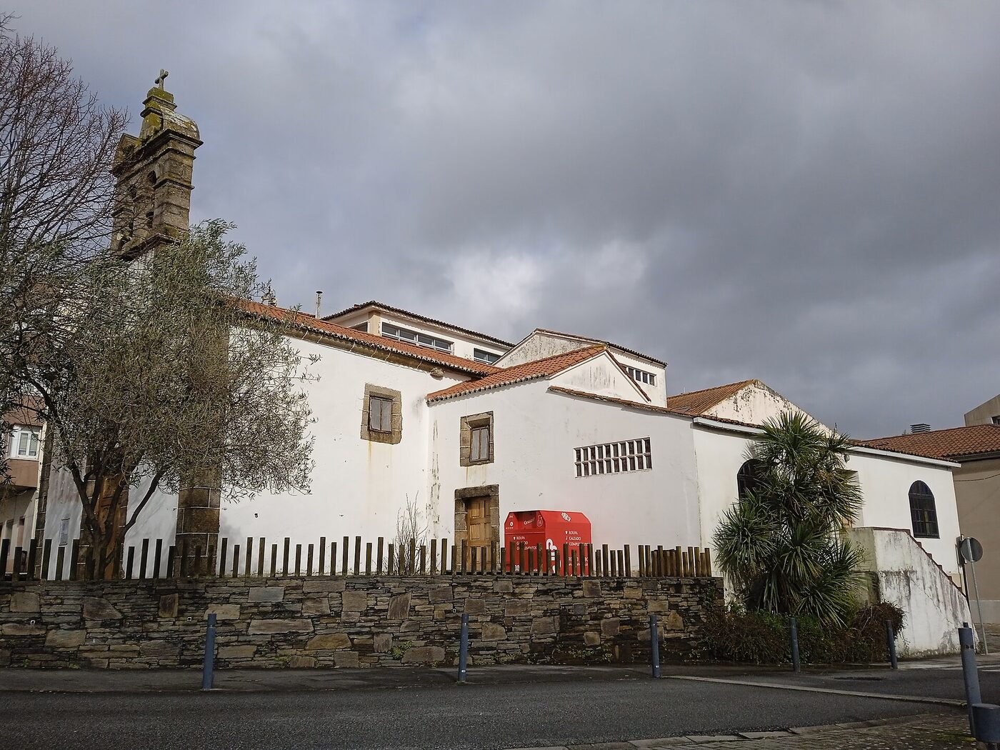 Igrexa de Santa Locaia de Perillo en Oleiros