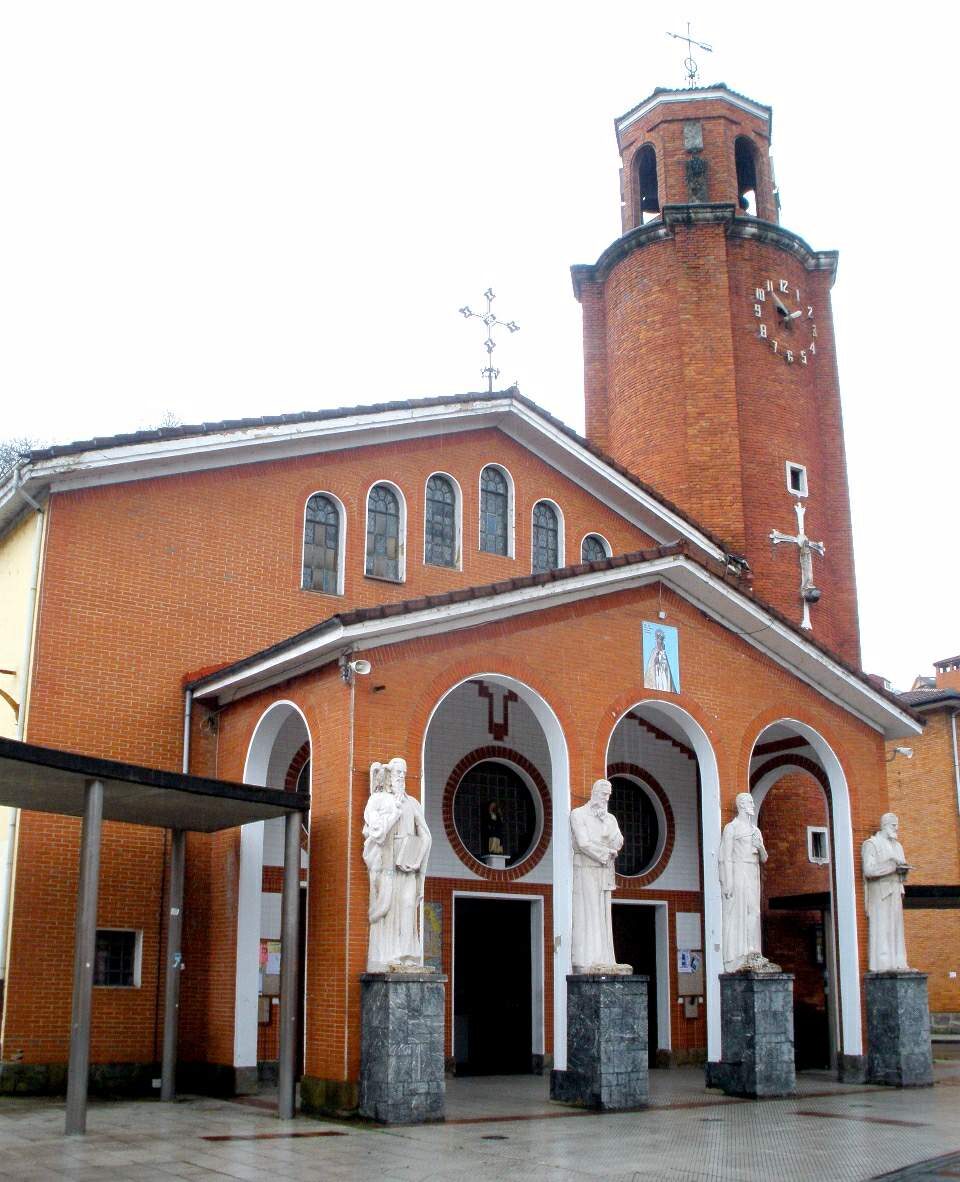 Iglesia de Blimea en San Martín del Rey Aurelio