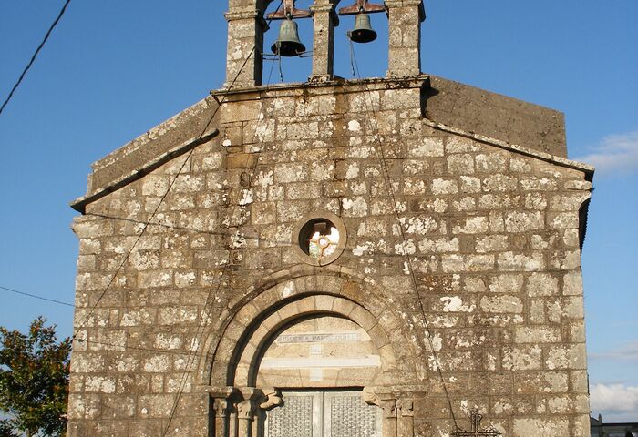 Igrexa de San Salvador de Vilouzás