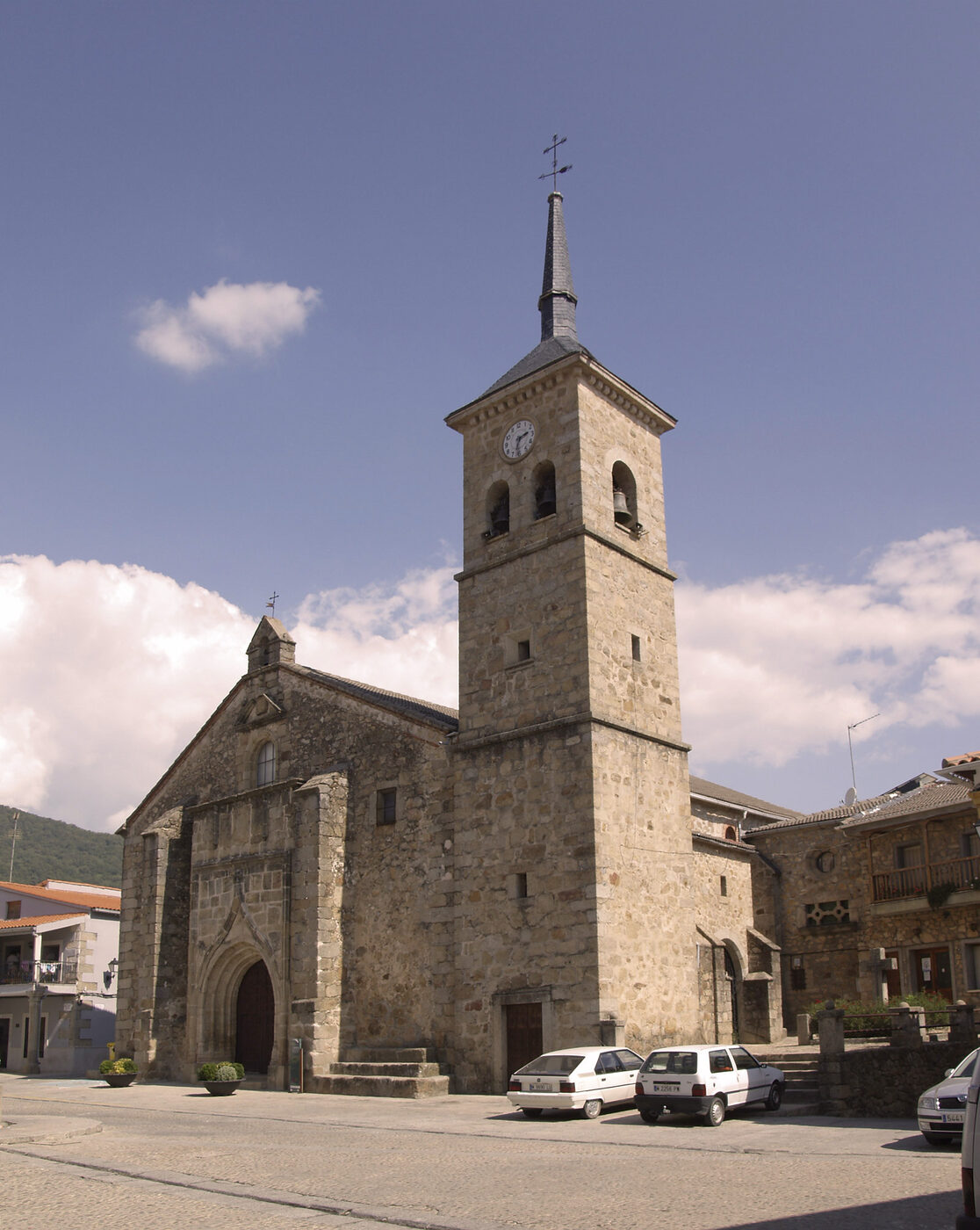 Iglesia de Santiago Apóstol en Losar de la Vera