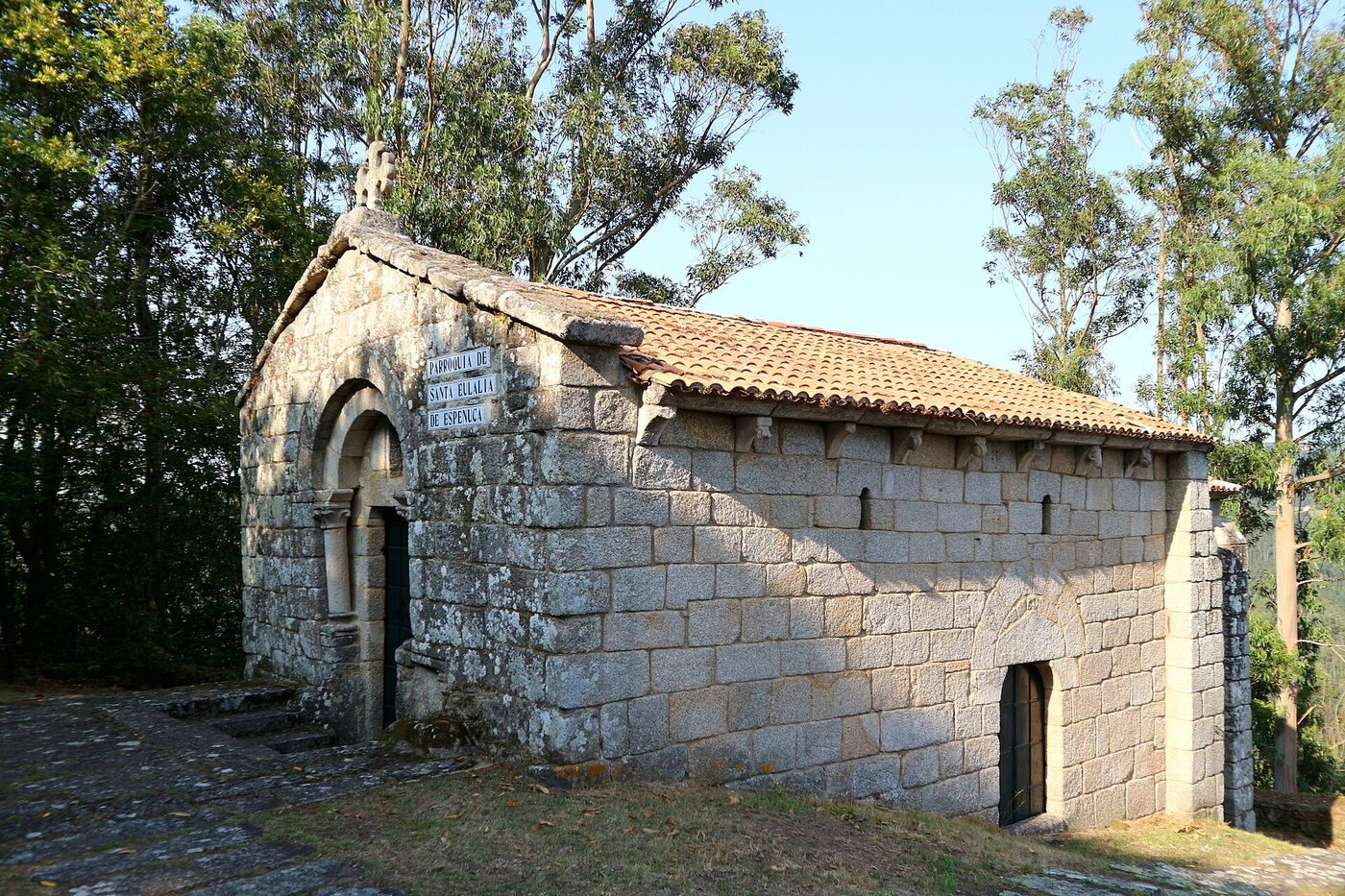 Capela de Santa Baia da Espenuca en Coirós de Arriba