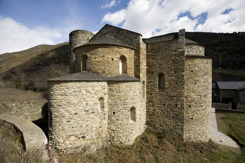 Sant Serni de Tavèrnoles en les Valls de Valira