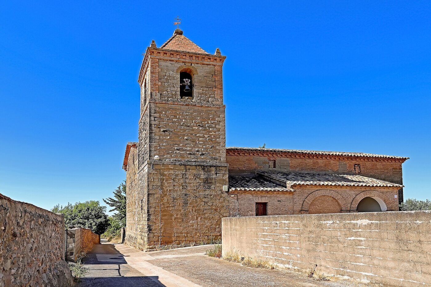 Iglesia Parroquial de Nuestra Señora de la Asunción en Loscorrales