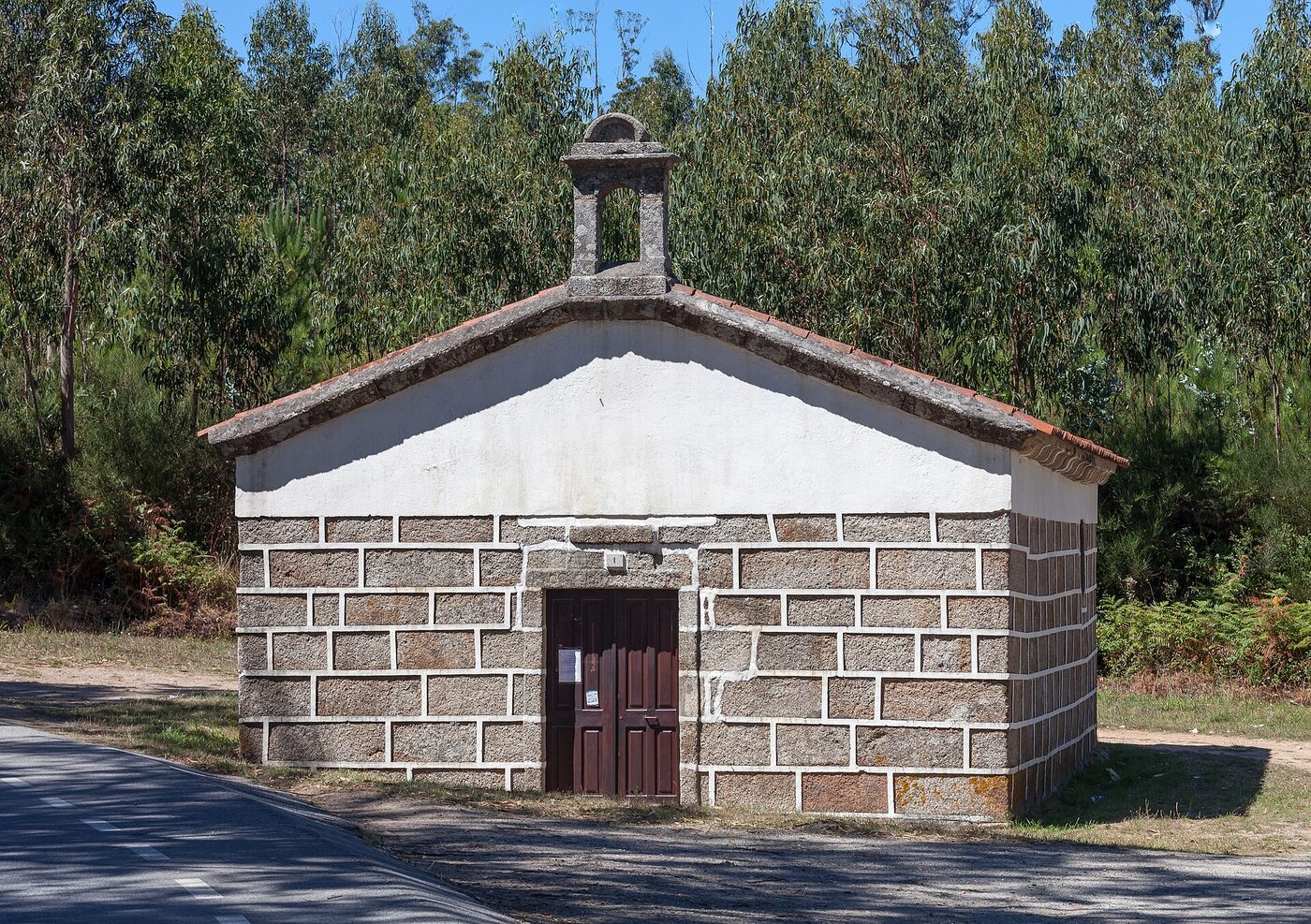 Capela de San Roque da Granxa en Santa Uxía de Ribeira