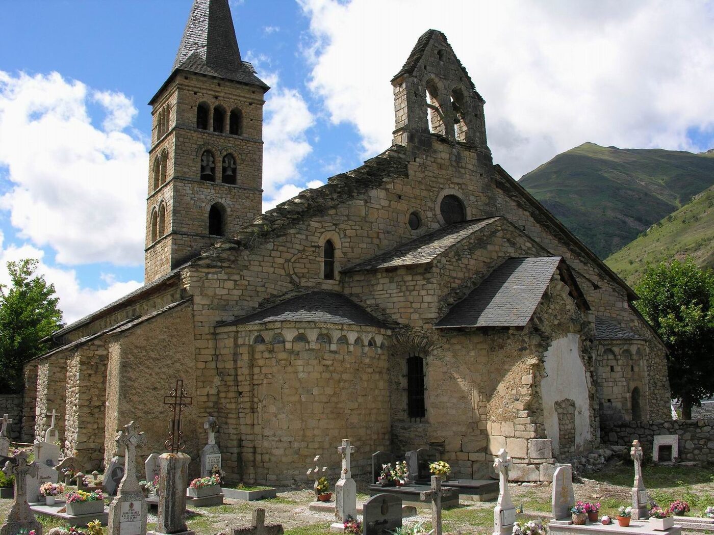 Santa Maria d'Arties en Alto Arán