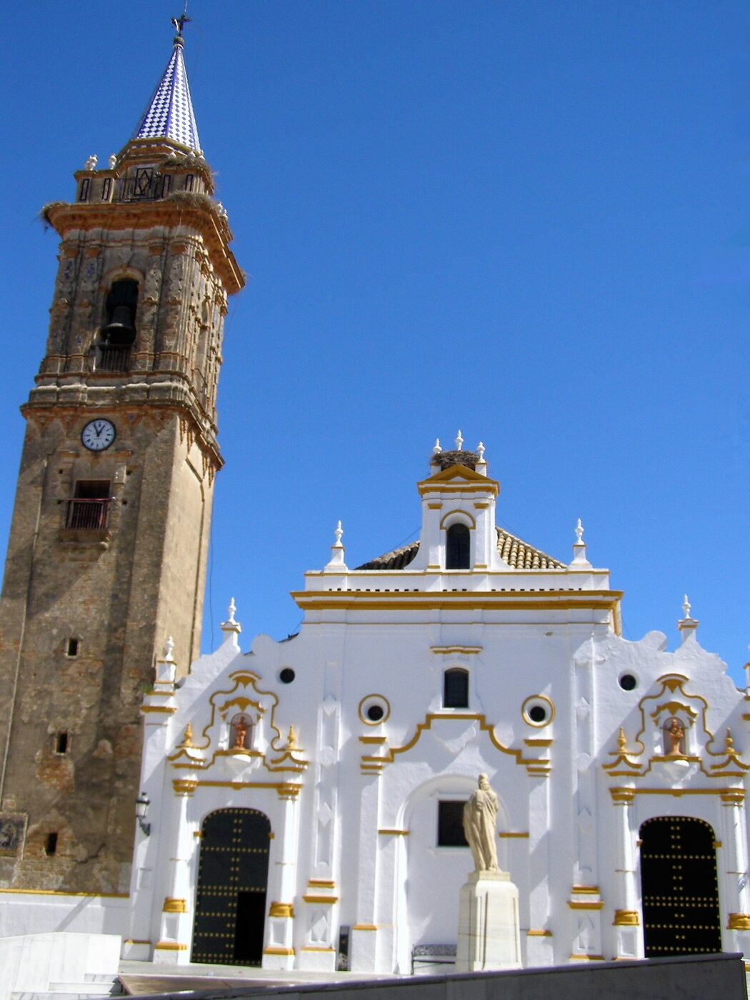 Iglesia de Santiago Apóstol en Bollullos Par del Condado