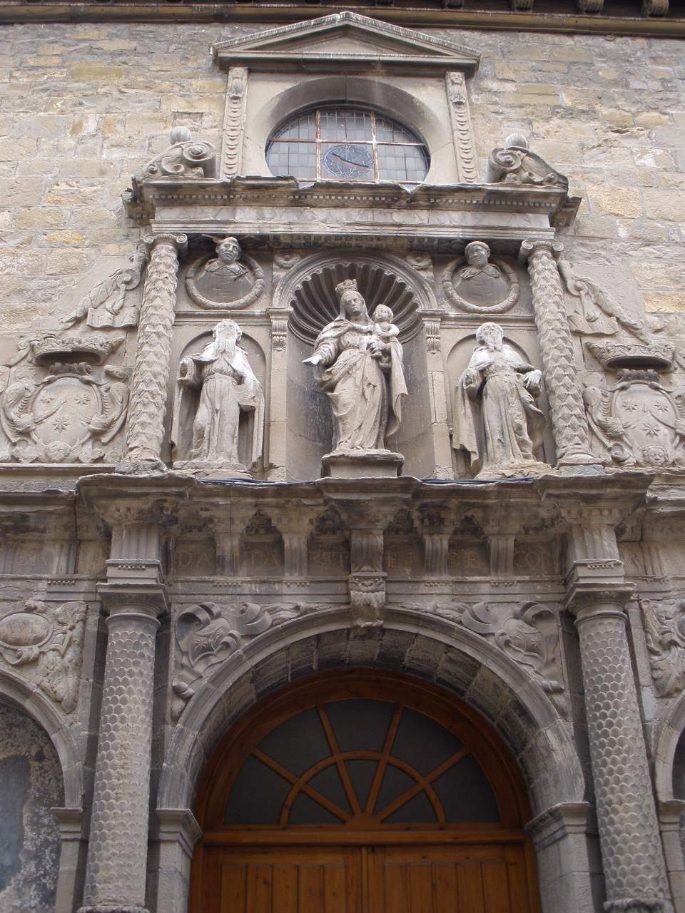 Iglesia de Nuestra Señora del Carmen en Jaca