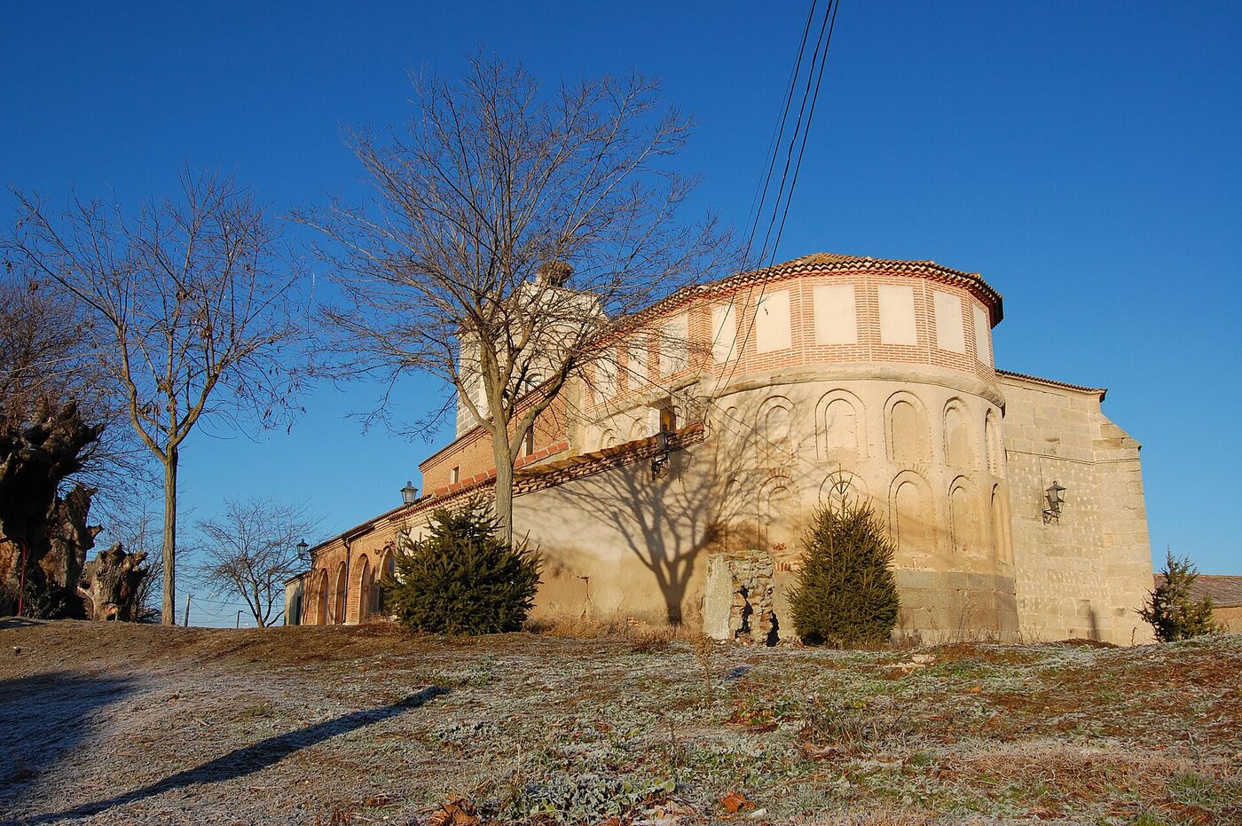 Iglesia San Miguel en Nava de Sotrobal