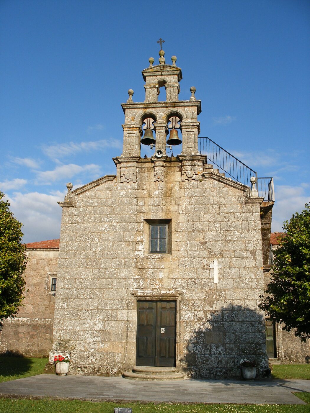Igrexa de San Tirso de Ambroa en Irixoa