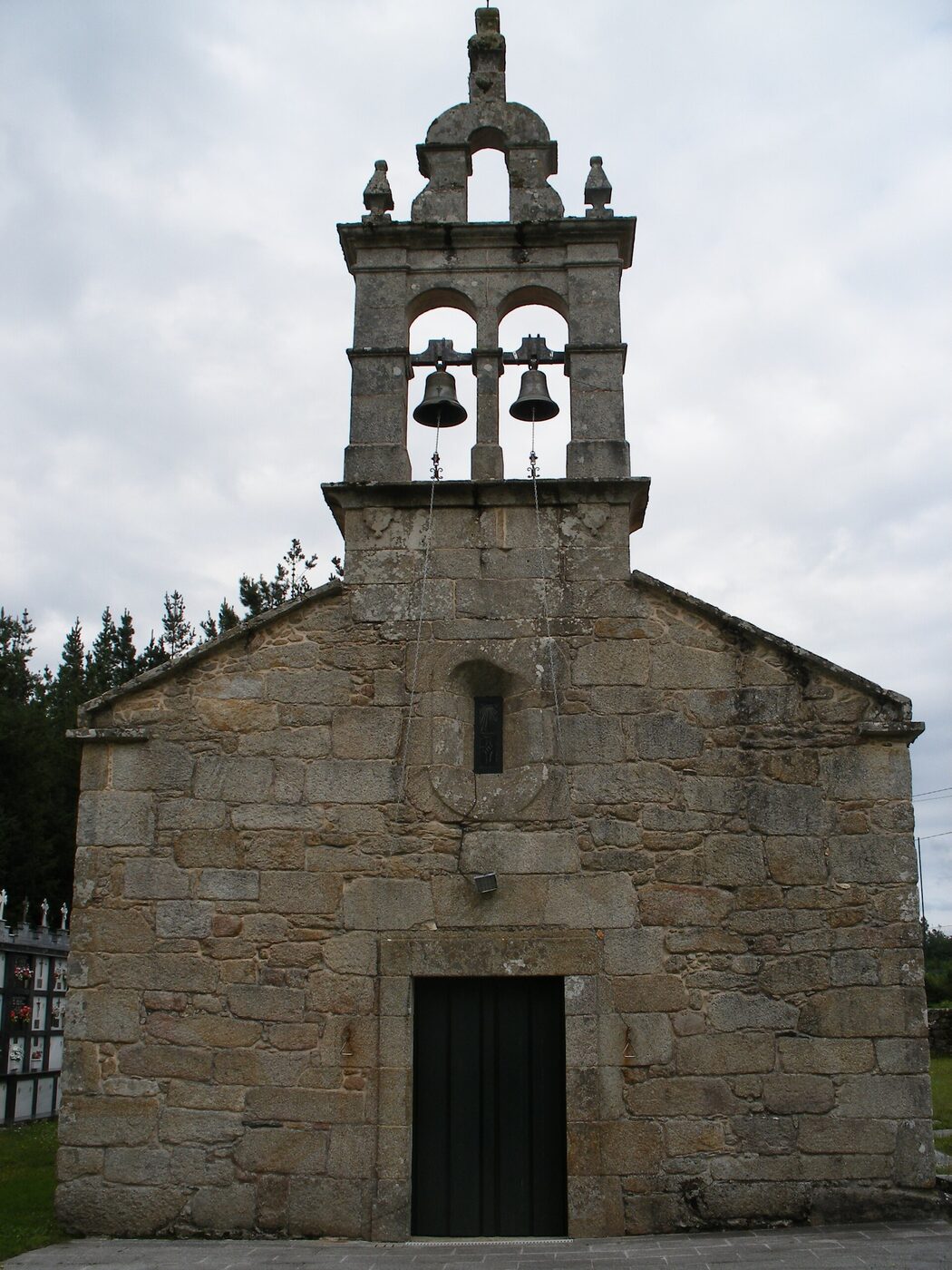 Igrexa de San Pedro de Feás en Aranga
