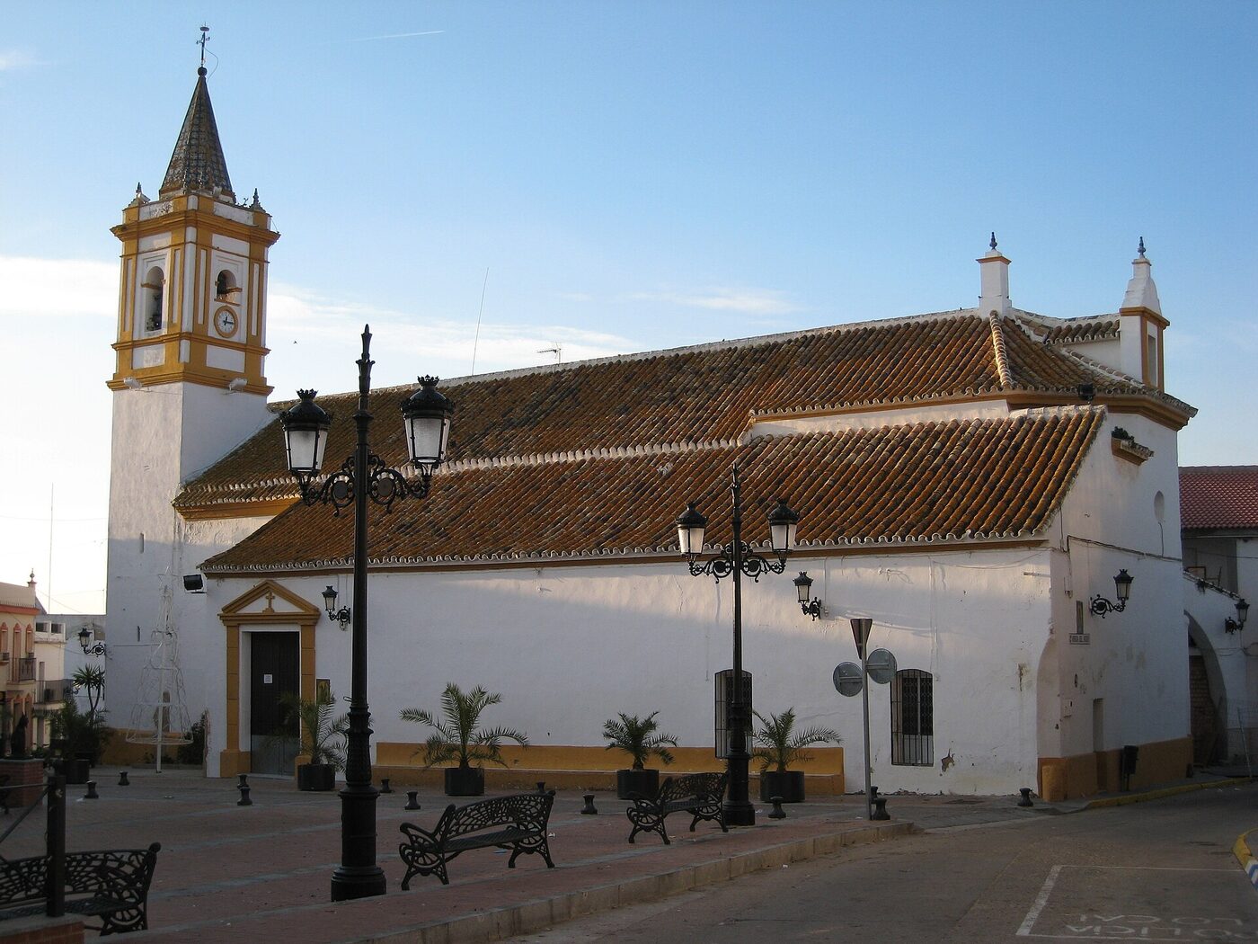 Iglesia de San Vicente Mártir en Lucena del Puerto