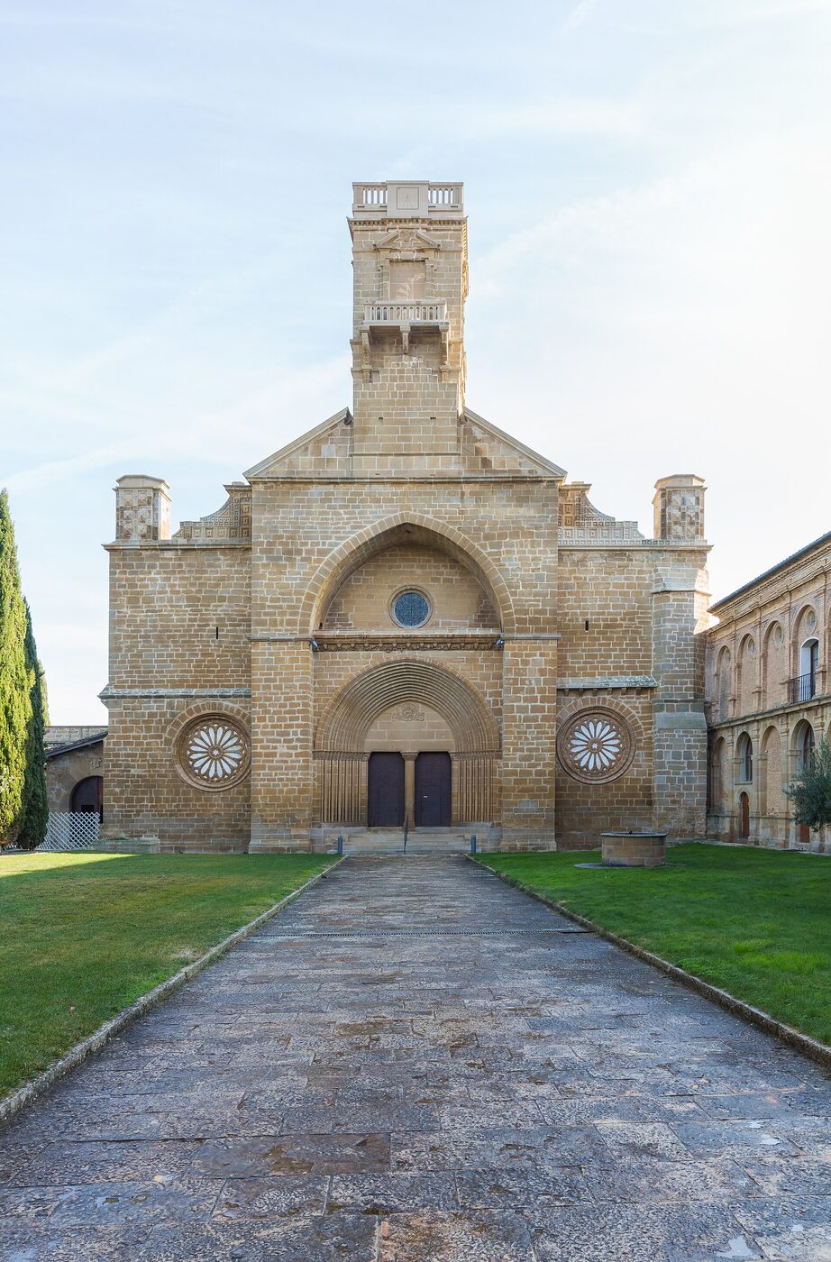 Monasterio de La Oliva en Carcastillo
