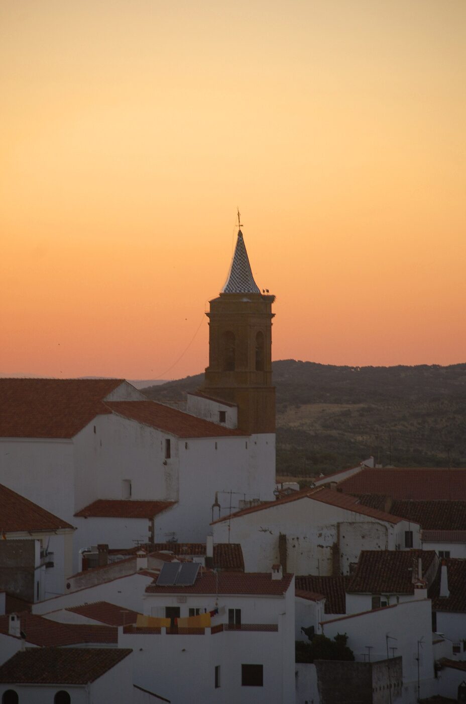 Iglesia de San Andrés en Encinasola