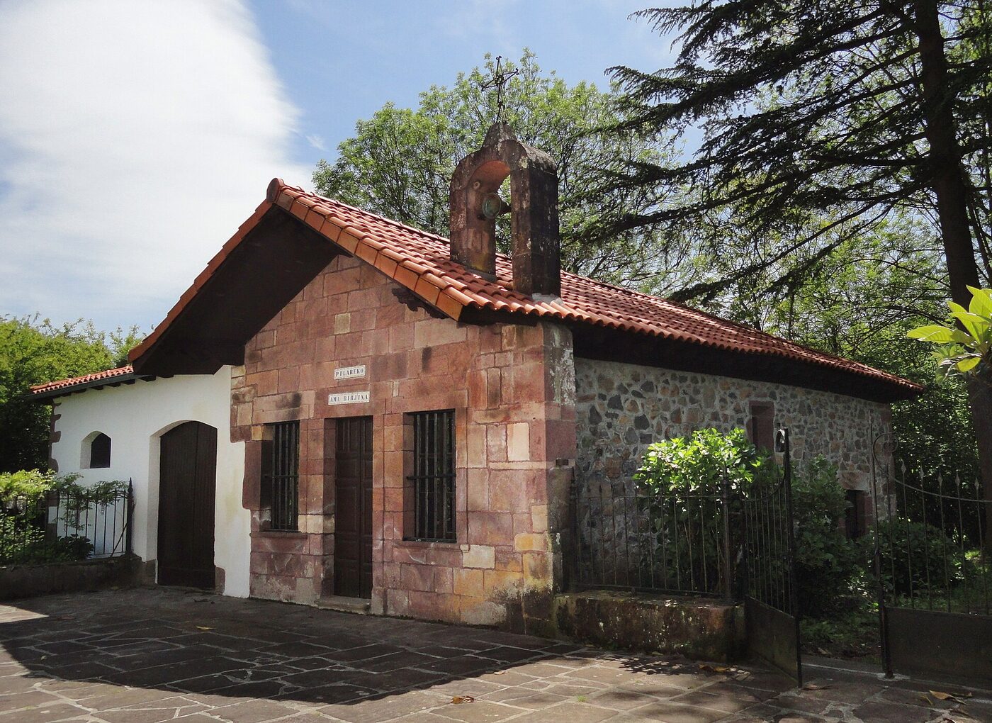 Ermita del Pilar en Baztán