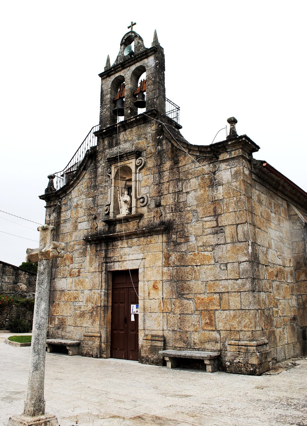 Igrexa de San Bieito de Vilameán en Tomiño