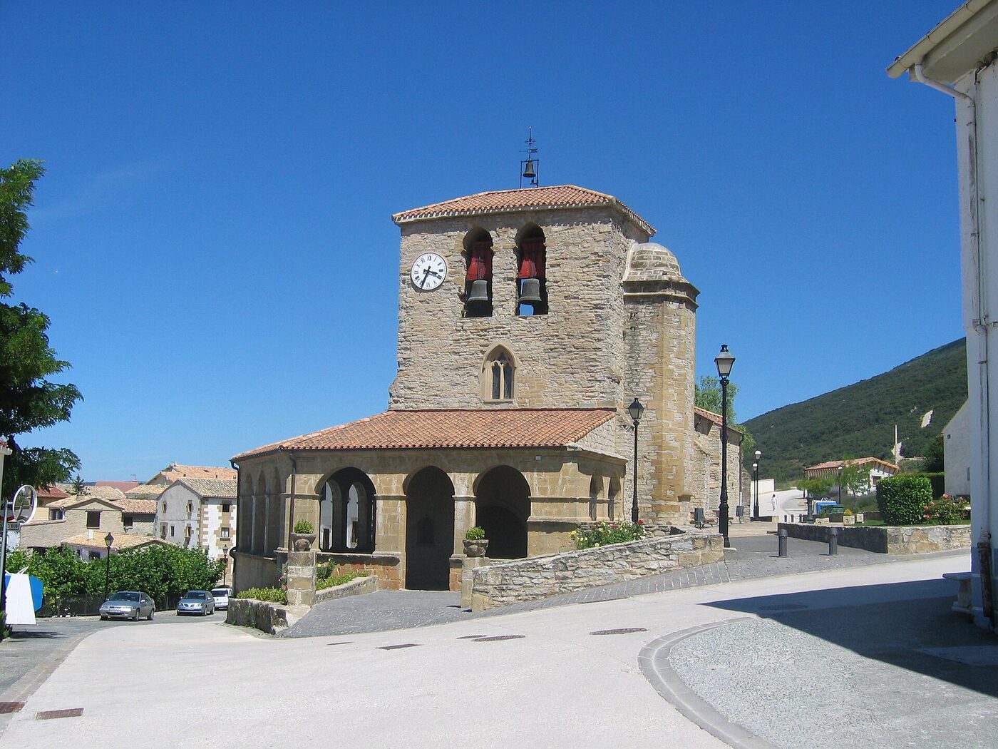 Parroquia de Santa Eufemia en Tiebas-Muruarte de Reta