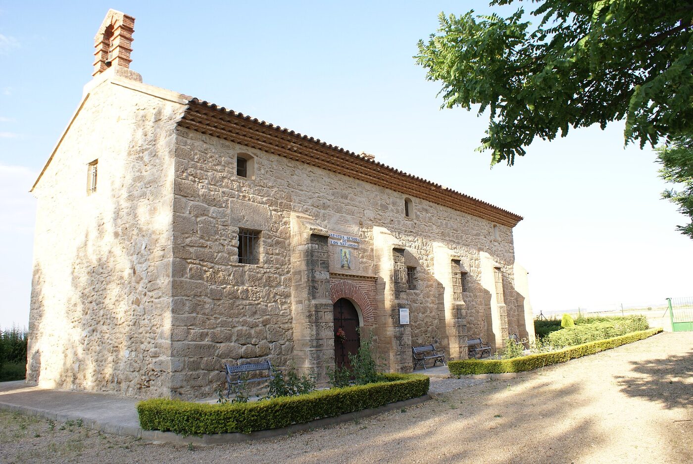 Ermita de los Navarros en Fuentes Claras